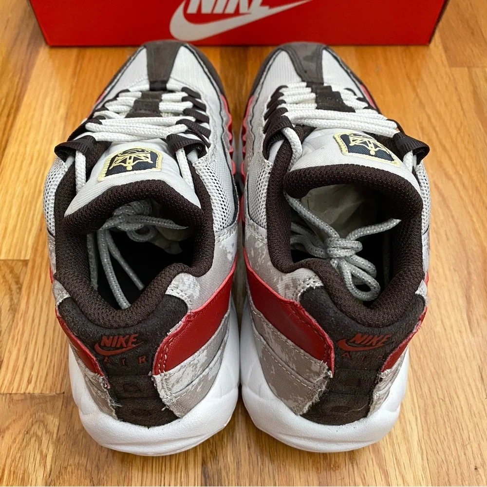 Nike Air Max 95 Women’s Sneakers